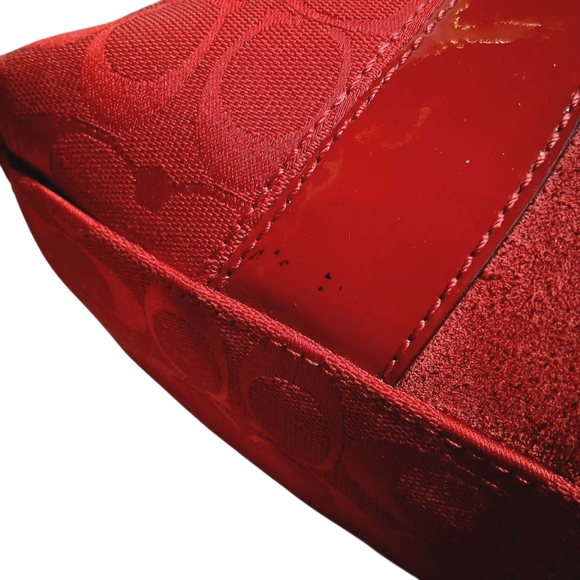 Coach Carly Patchwork Hobo shoulder bag. - Picture 9 of 12